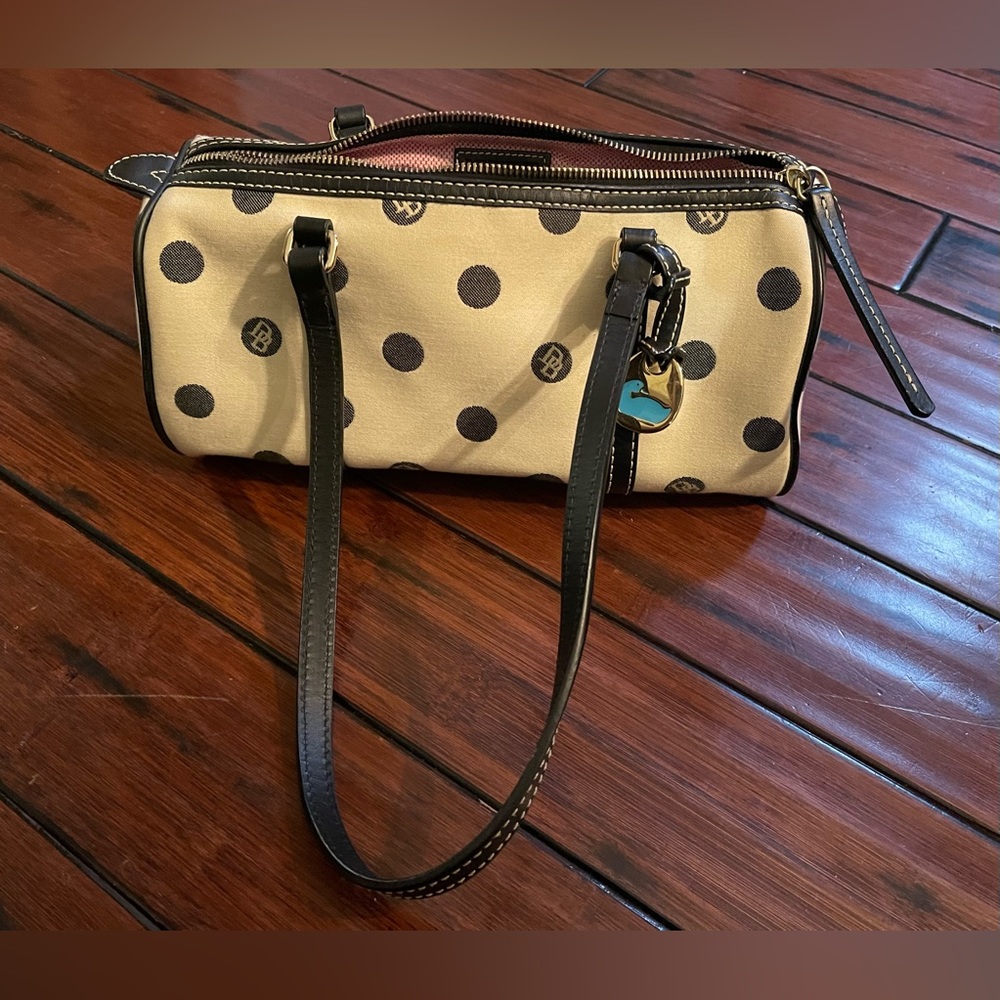 Vintage Dooney & Bourke barrel purse, black polka dots & cream